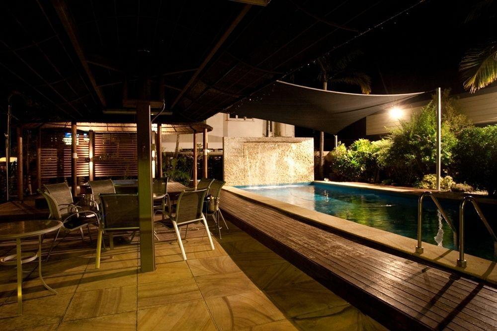 Country Plaza Motor Inn Mackay Dış mekan fotoğraf
